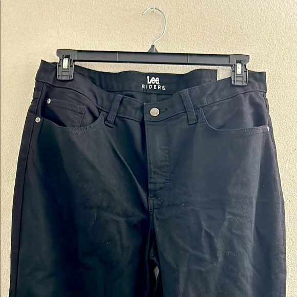 🦋 Lee Riders Black Jeans size 16. New with Tags!! - Picture 3 of 6